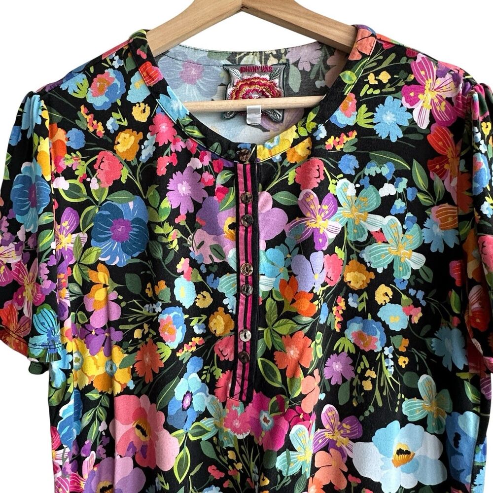 Johnny Was Tee The Janie Favorite M Flutter Sleeve Henley top Boho Floral - Picture 5 of 9